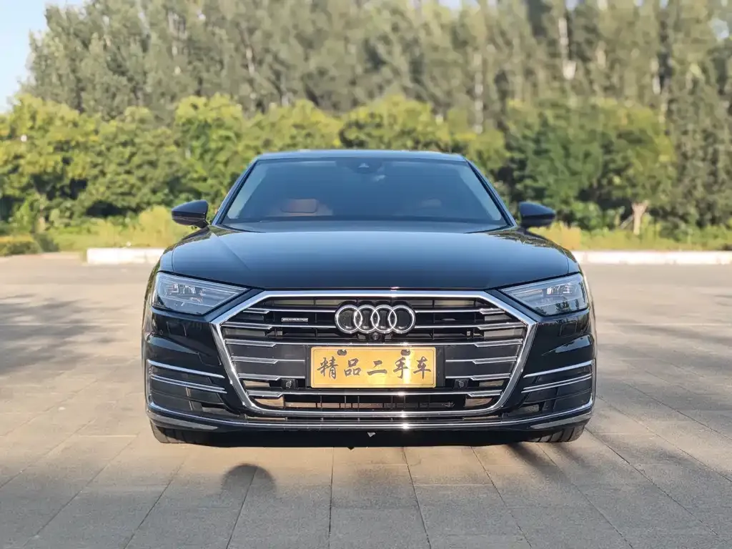 Audi A8 2021 из CN, фото 2