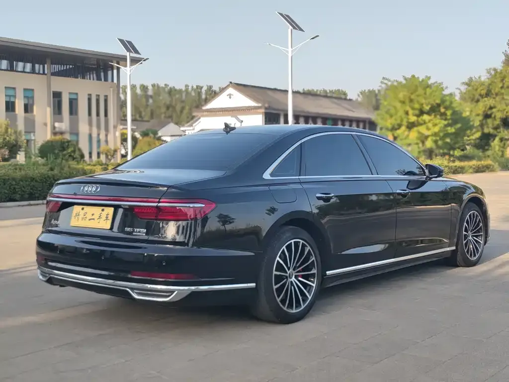 Audi A8 2021 из CN, фото 8
