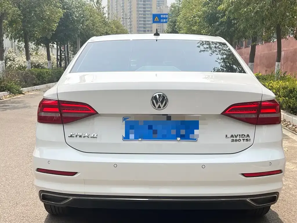 Volkswagen Lavida 2021 из CN, фото 4