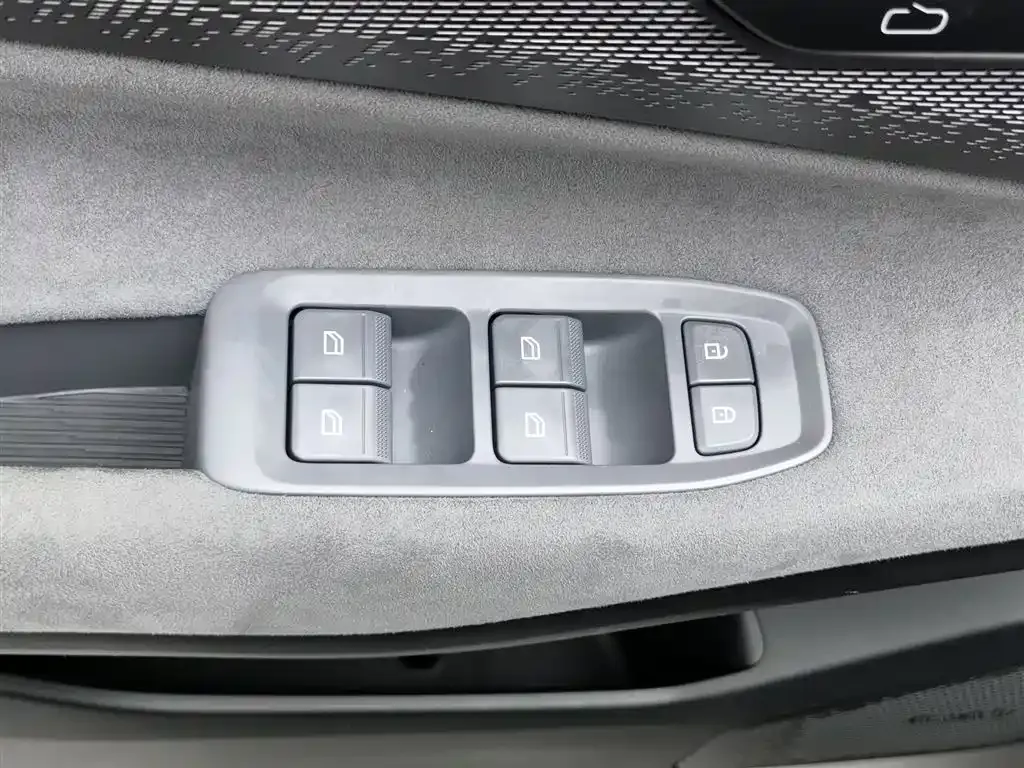 [object Object] 08 EM-P 2023 из CN, фото 9