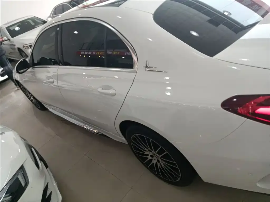 Mercedes-Benz C-Class 2024 из CN, фото 4