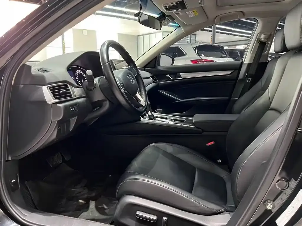 Honda Accord 2022 из CN, фото 7