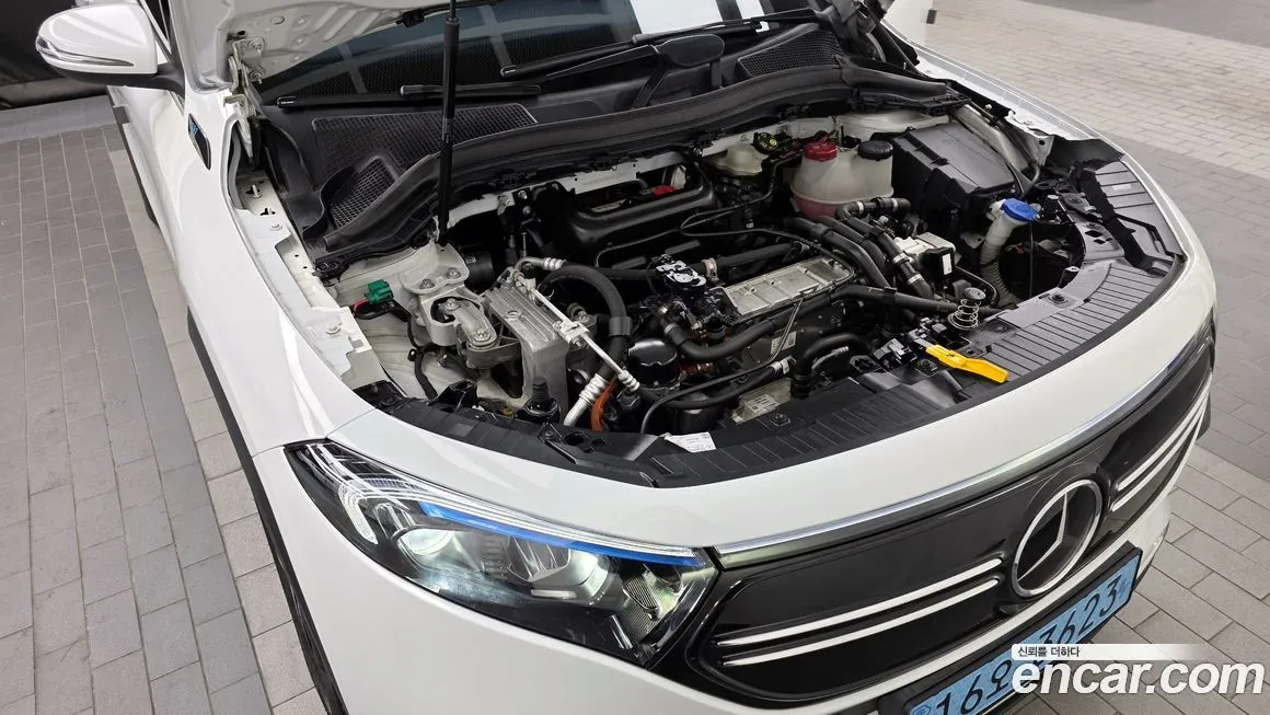 Mercedes-Benz EQA 2022 из KR, фото 6
