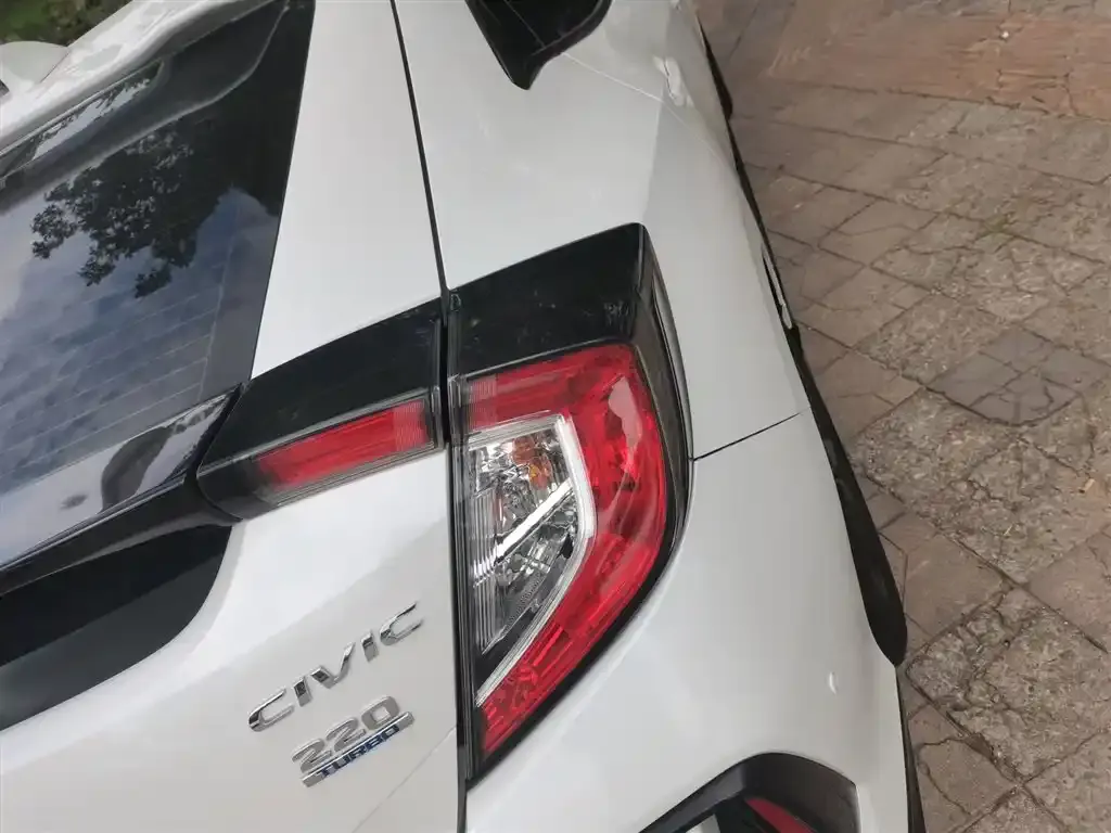 Honda Civic — фото 8