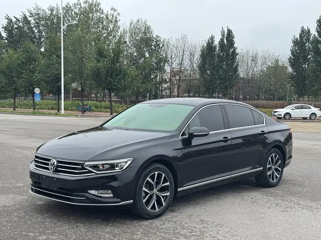 Volkswagen Magotan 2021 из CN, фото 1