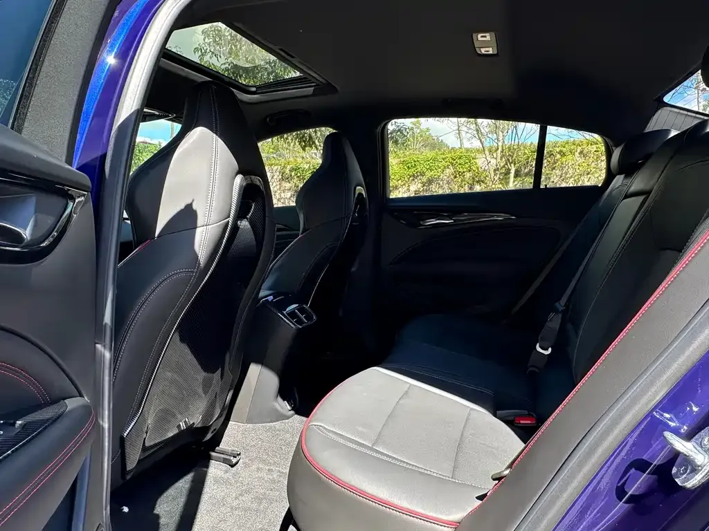 Buick Regal 2022 из CN, фото 8