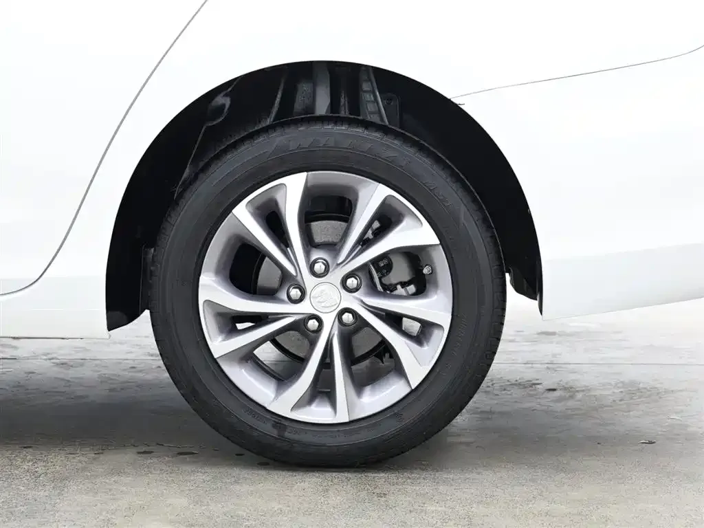 Buick Verano 2025 из CN, фото 7