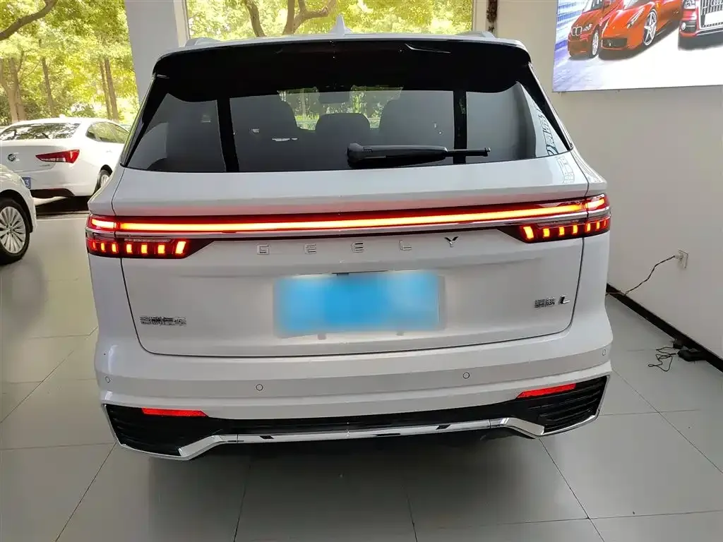 Geely Xingyue L — фото 6