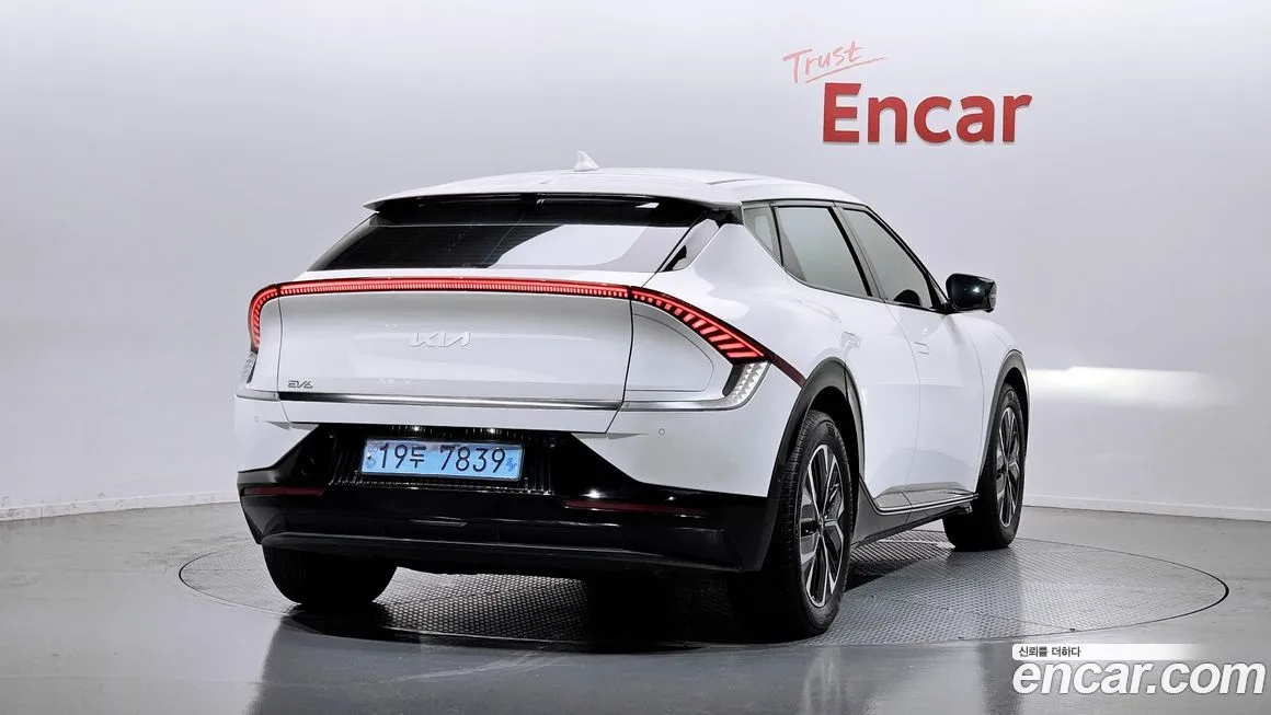 Kia EV6 2022 из KR, фото 2