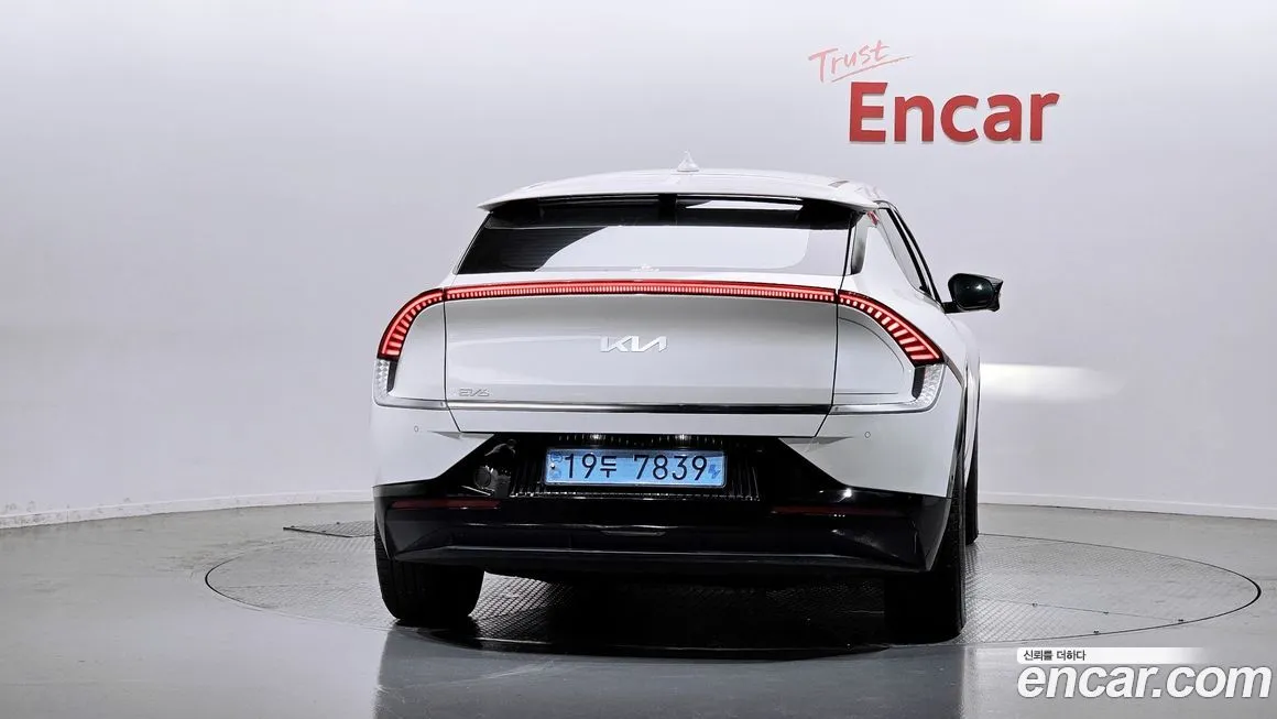 Kia EV6 2022 из KR, фото 4