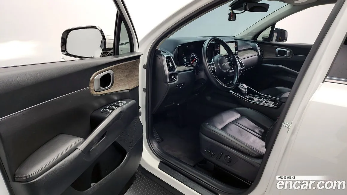 Kia Sorento — фото 10