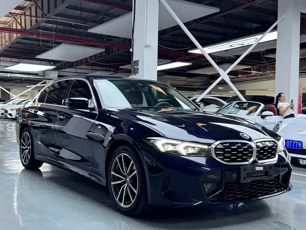 BMW 3 Series 2023 из CN, фото 3