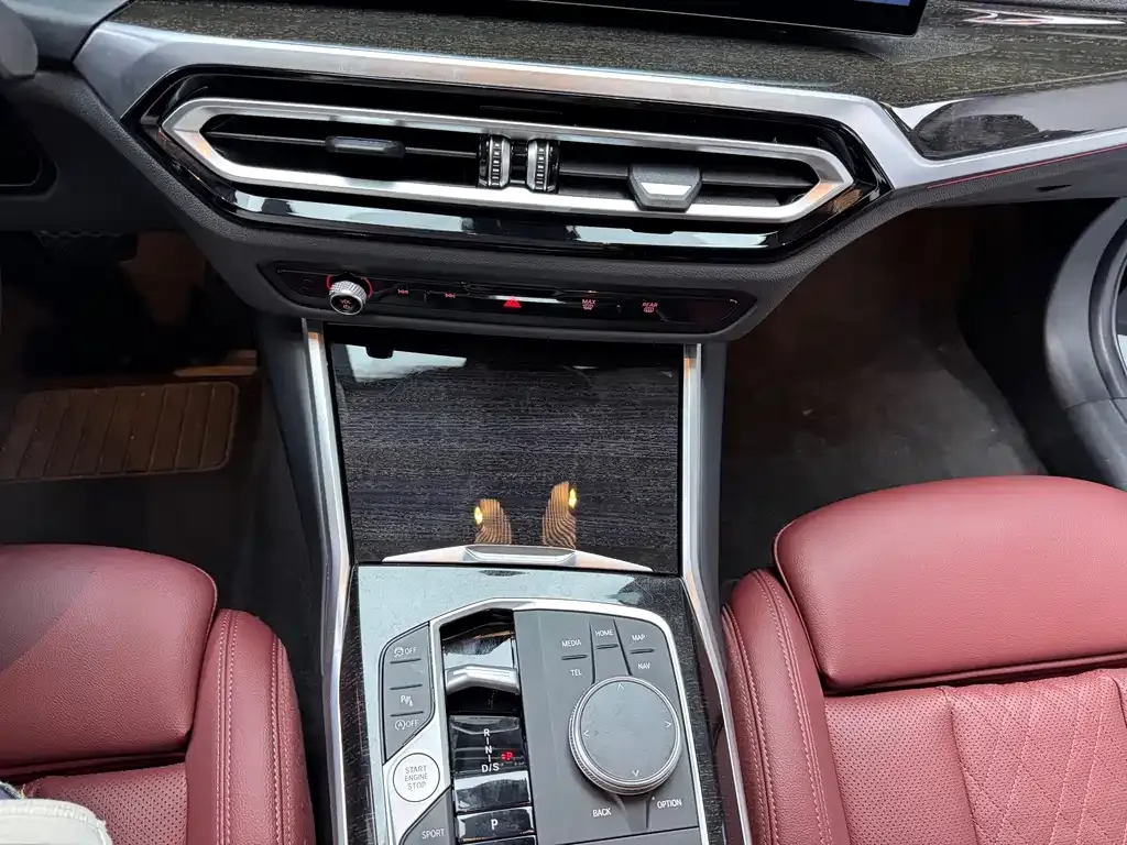 BMW 3 Series 2023 из CN, фото 8