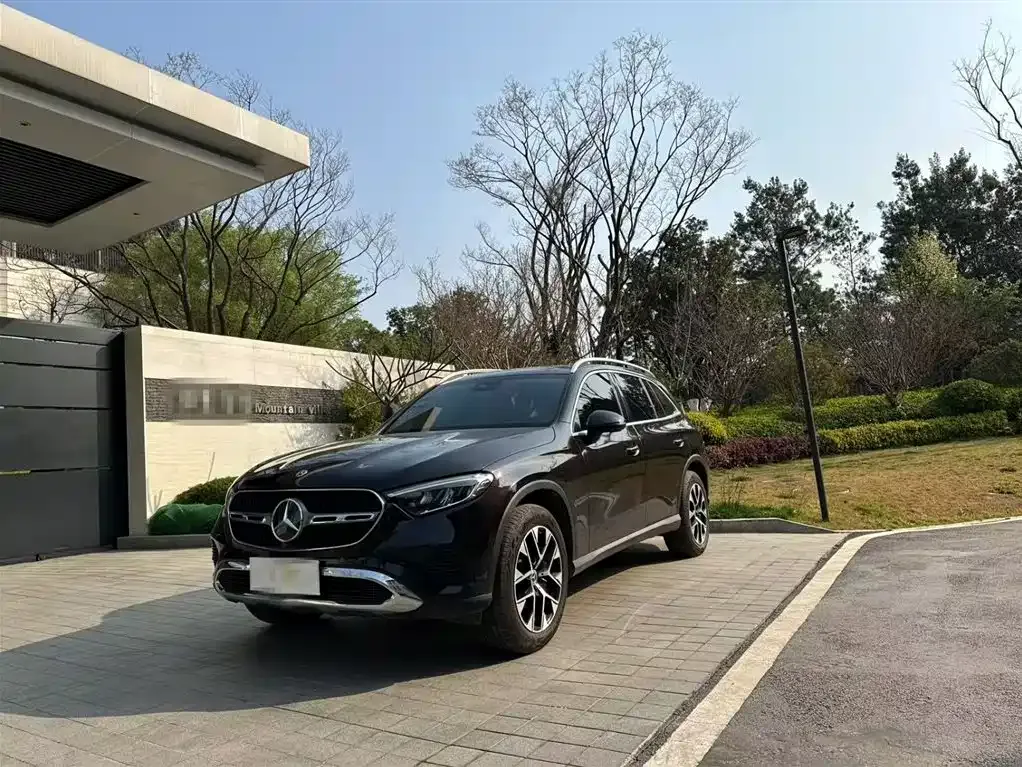 Mercedes-Benz GLC — фото 1