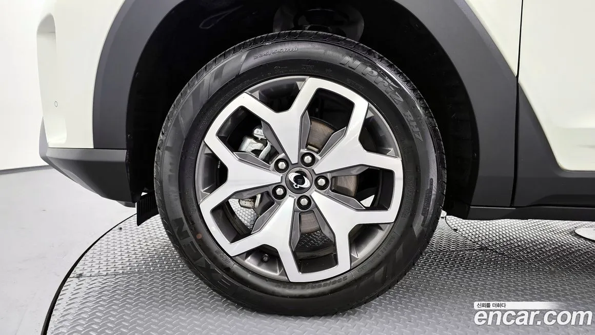 KG Mobility (Ssangyong) Torres 2025 из KR, фото 5