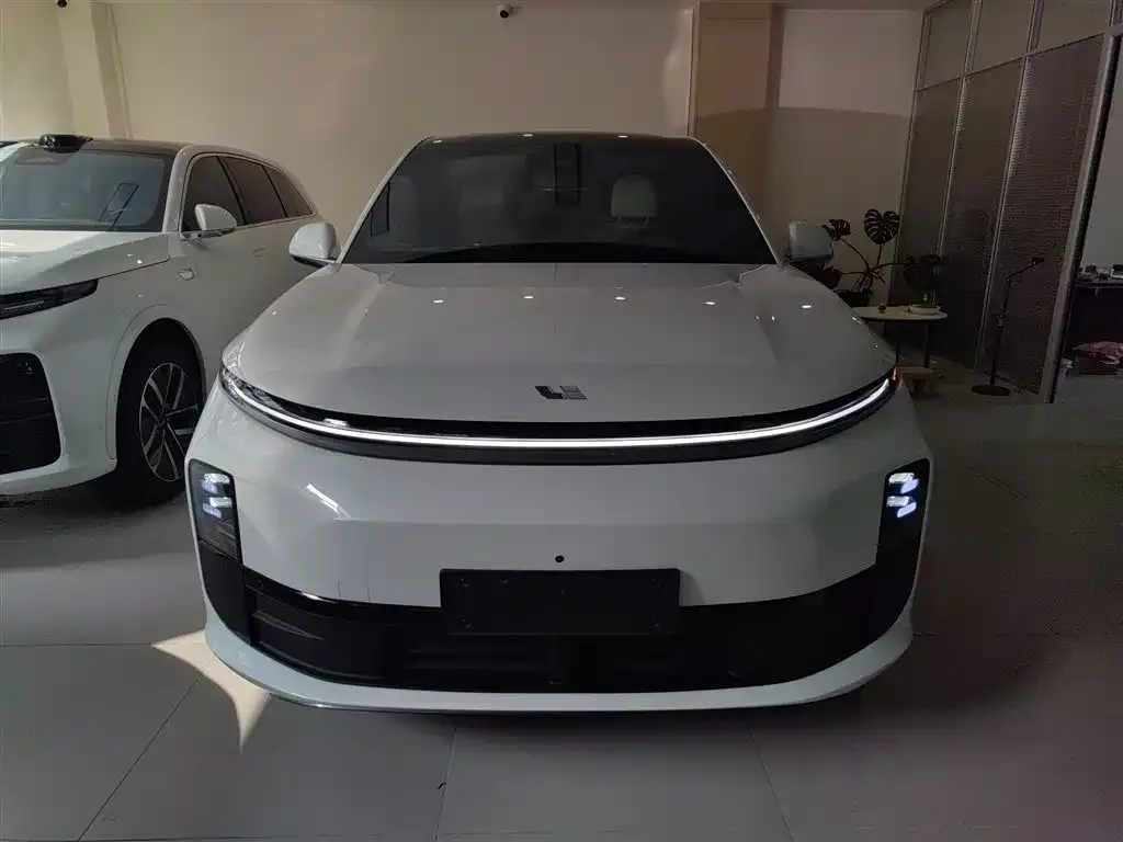 Li Auto L6 2024 из CN, фото 3