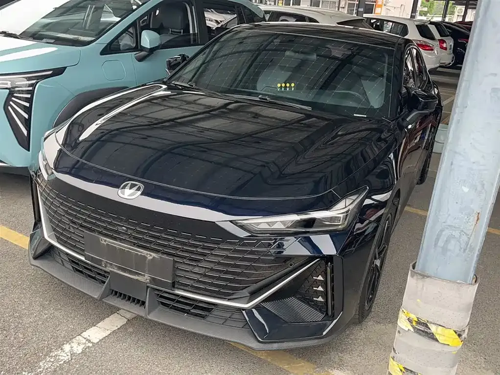 Changan UNI-V 2022 из CN, фото 1