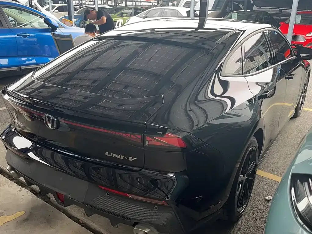 Changan UNI-V 2022 из CN, фото 5