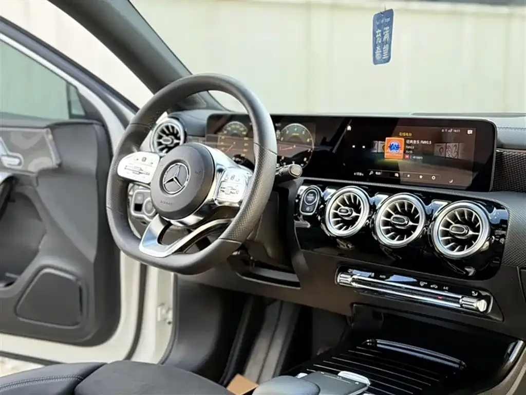 Mercedes-Benz A-Class 2022 из CN, фото 6