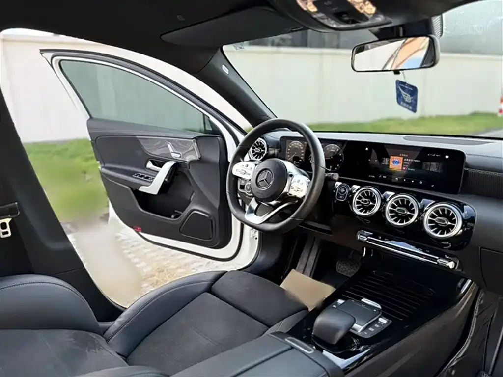Mercedes-Benz A-Class 2022 из CN, фото 7