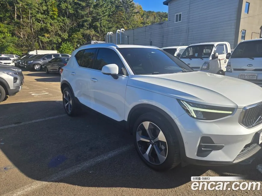 Volvo XC40 2023 из KR, фото 2