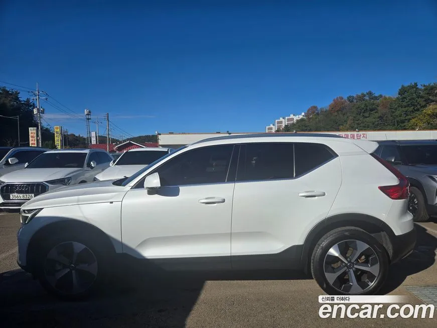 Volvo XC40 2023 из KR, фото 8