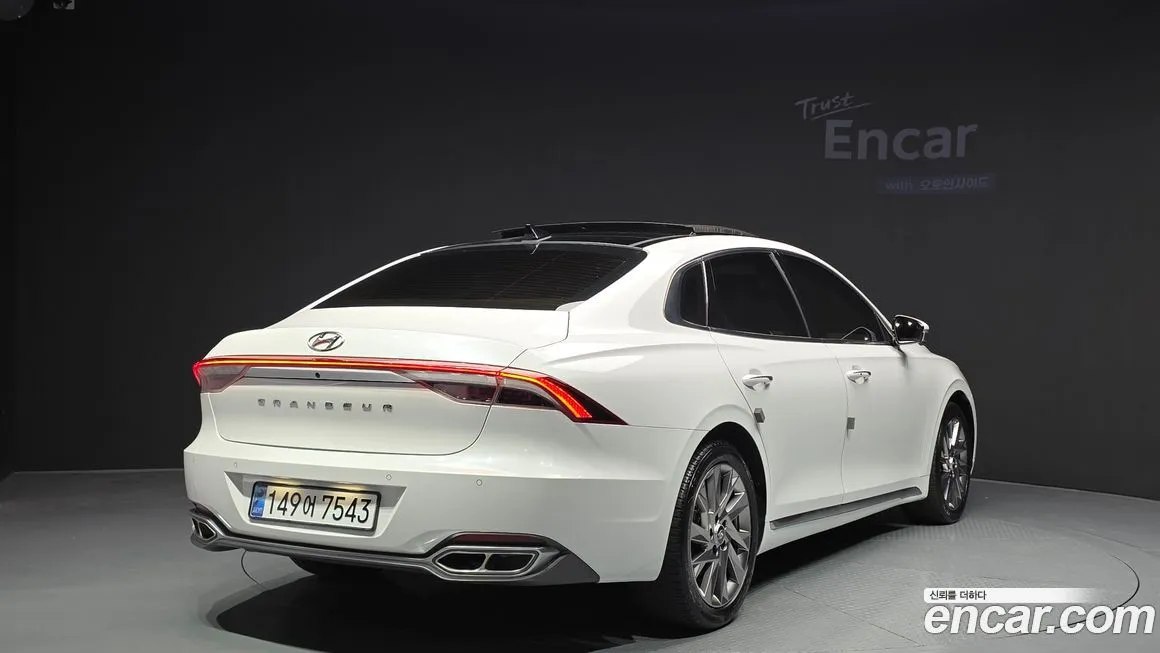 Hyundai Grandeur 2022 из KR, фото 2
