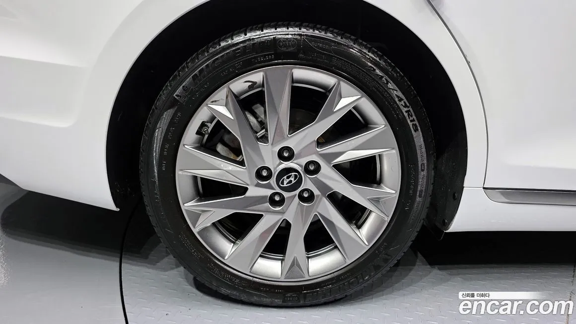 Hyundai Grandeur 2022 из KR, фото 5