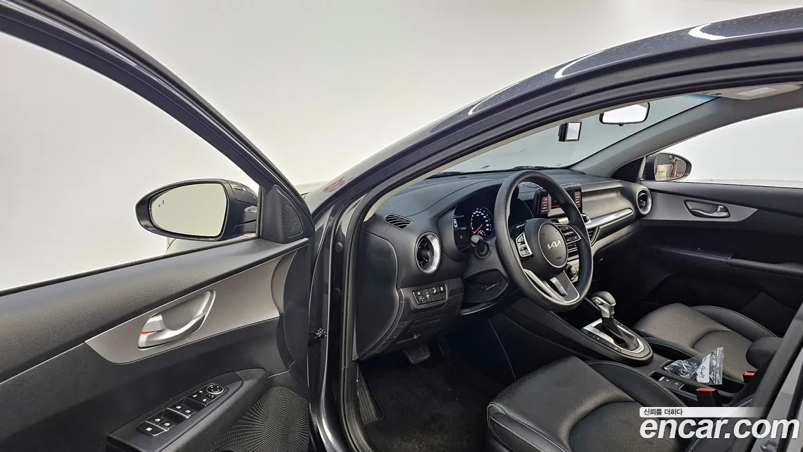 Kia K3 2022 из KR, фото 10