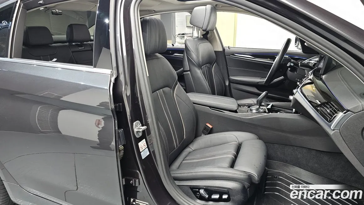 BMW 5-Series 2022 из KR, фото 10