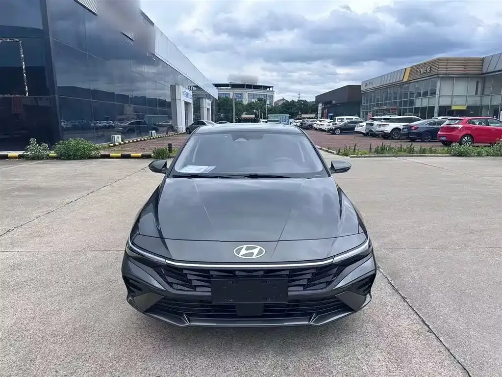 Hyundai Elantra 2024 из CN, фото 3