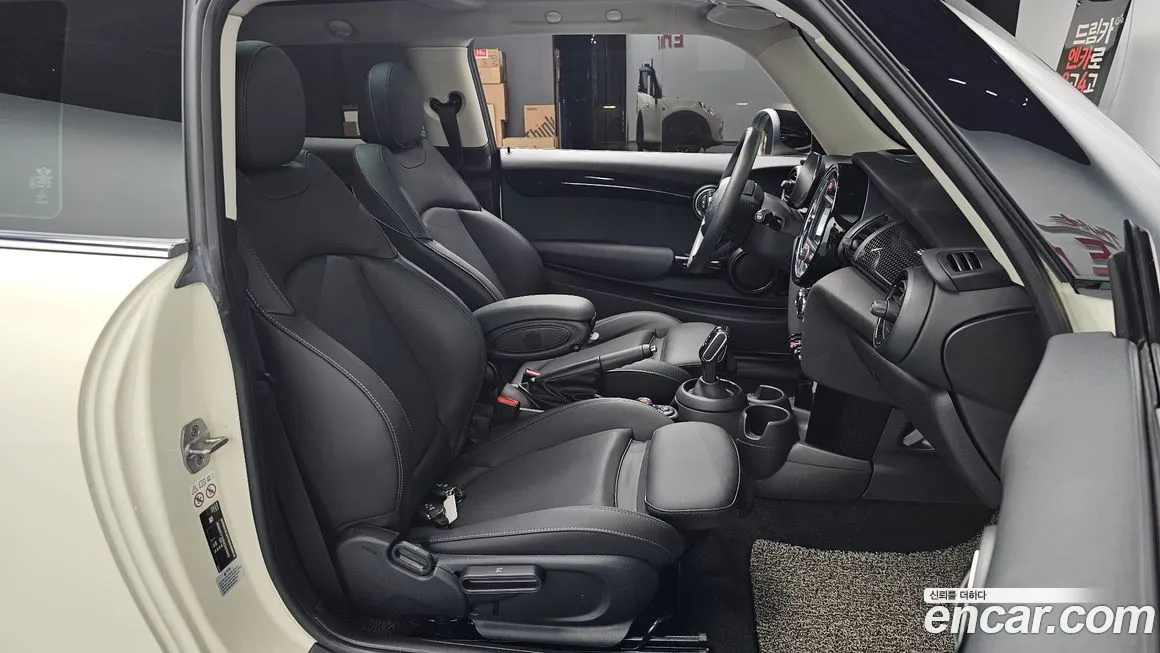 Mini Cooper 2021 из KR, фото 10