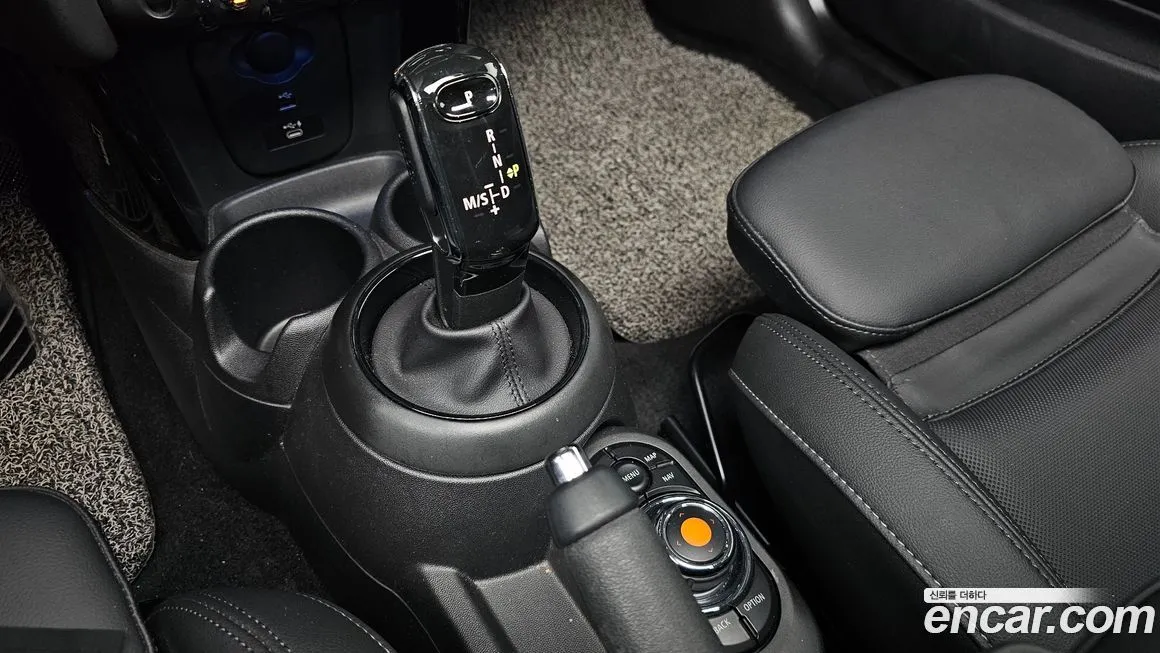 Mini Cooper 2021 из KR, фото 9