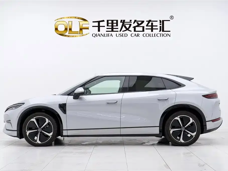 BYD L EV 2025 из CN, фото 8