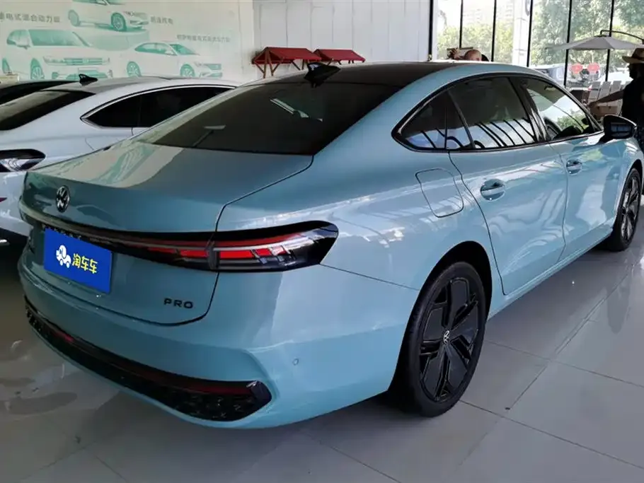 Volkswagen Passat 2024 из CN, фото 3