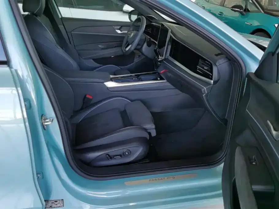 Volkswagen Passat 2024 из CN, фото 8