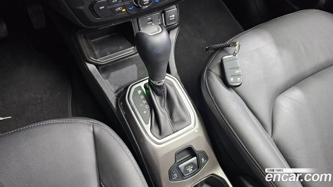 Jeep Renegade 2022 из KR, фото 9