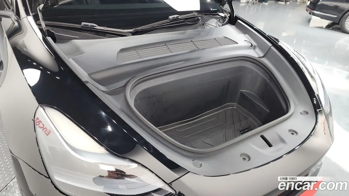 Tesla Model Y 2024 из KR, фото 6