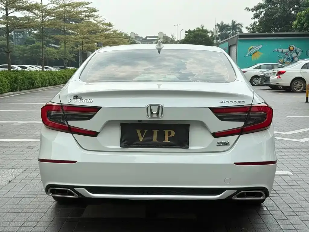Honda Accord 2023 из CN, фото 10