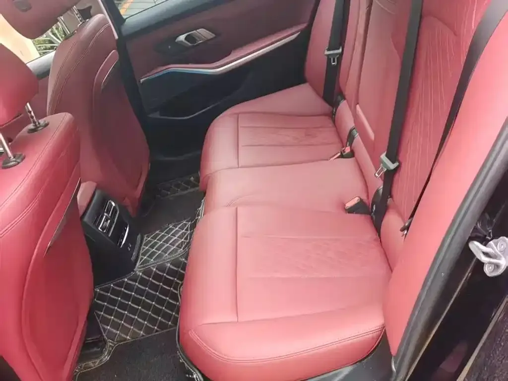 BMW 3 Series 2023 из CN, фото 3