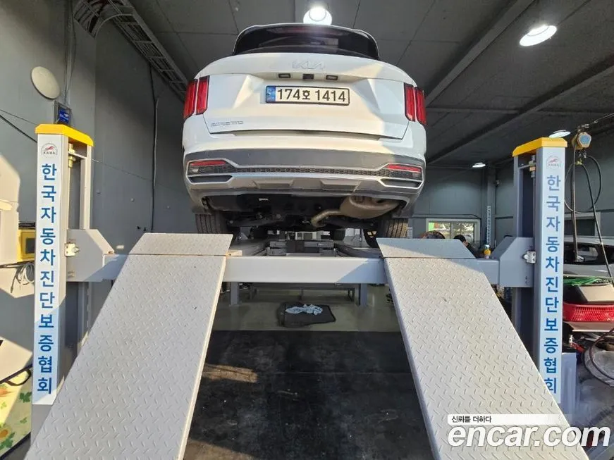 Kia Sorento — фото 2