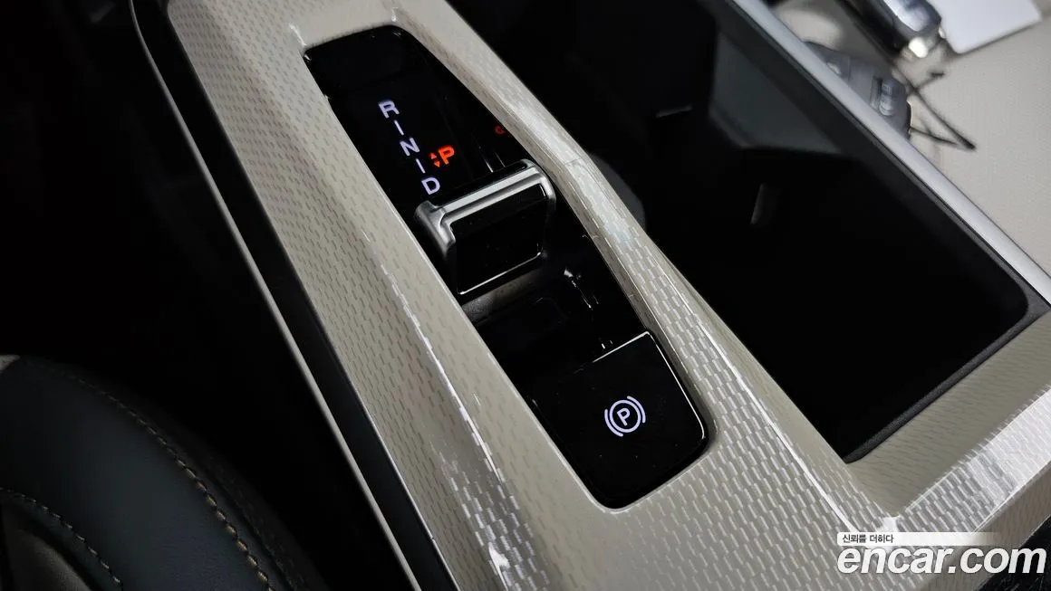 KG Mobility (Ssangyong) Torres — фото 9