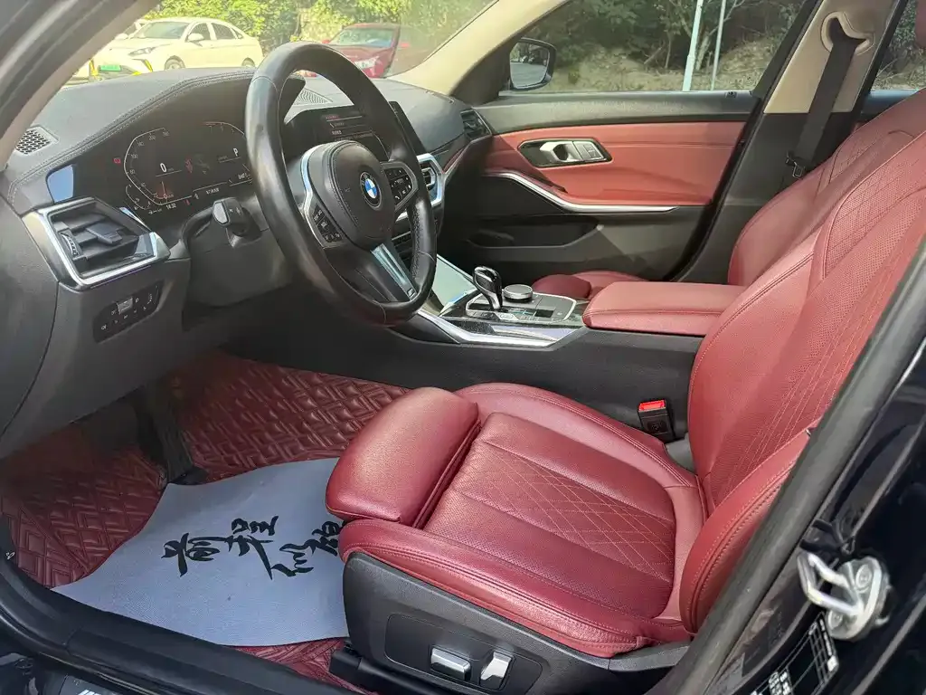 BMW 3 Series 2022 из CN, фото 4