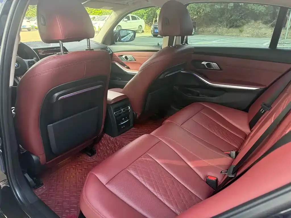 BMW 3 Series 2022 из CN, фото 5