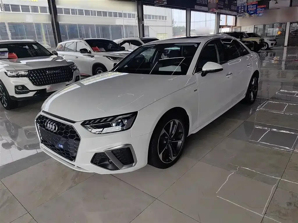 Audi A4L 2024 из CN, фото 2