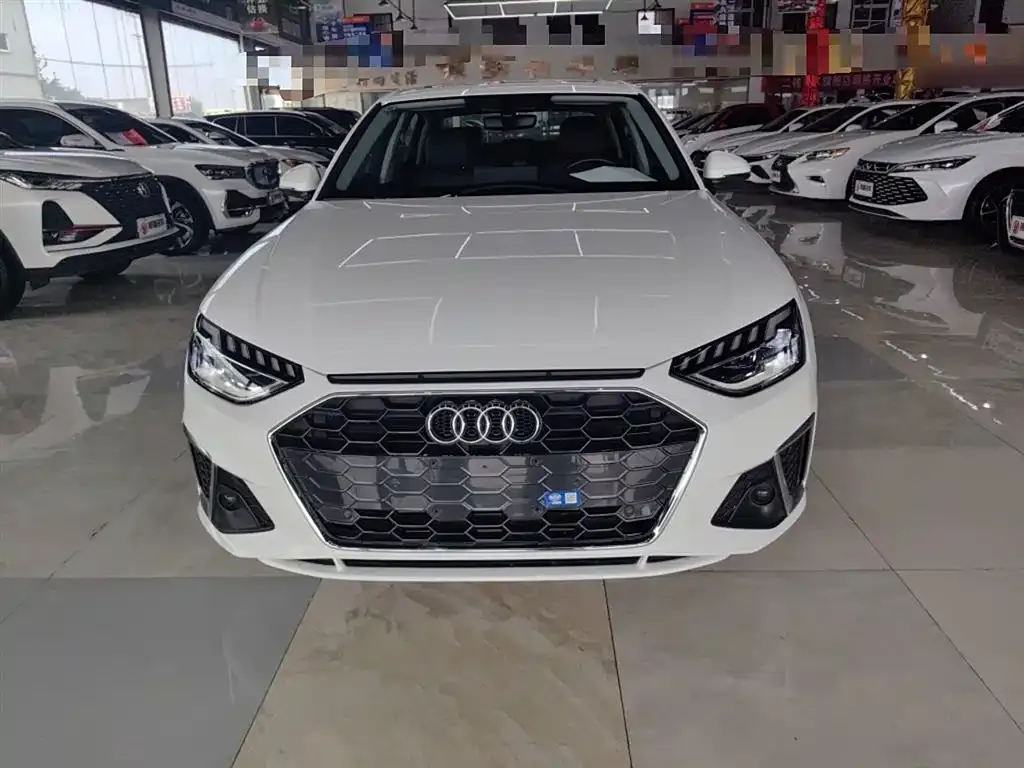 Audi A4L 2024 из CN, фото 3