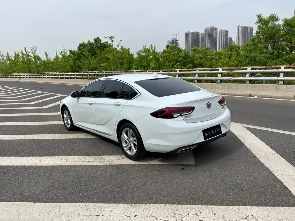 Buick Regal — фото 5