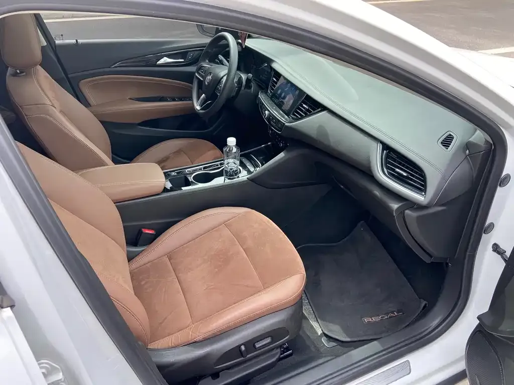 Buick Regal — фото 9