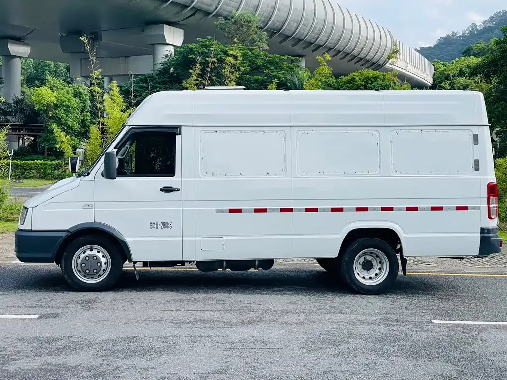 IVECO Daily 2024 из CN, фото 3