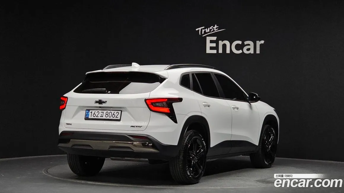 [object Object] Trax 2025 из KR, фото 2